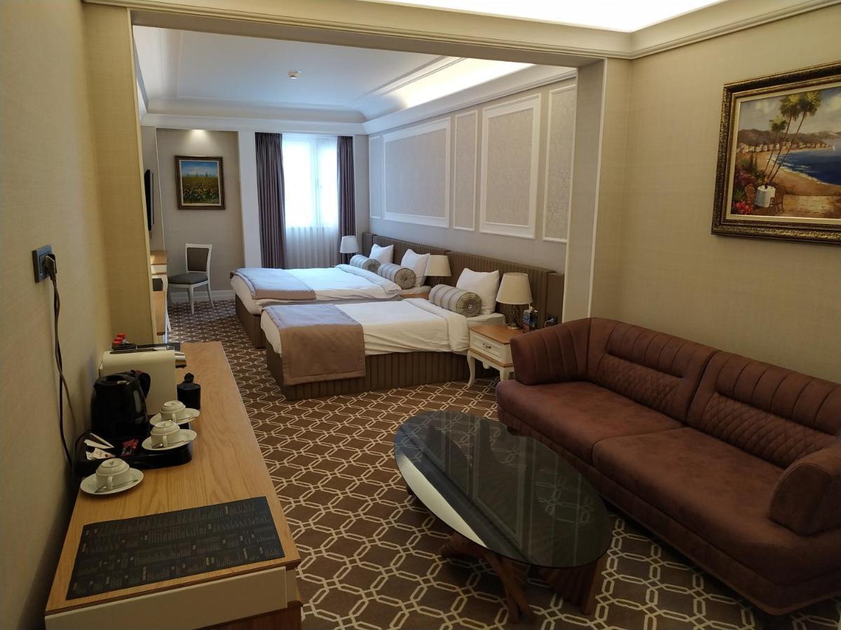 Theatrum Hotel Baku Exteriör bild