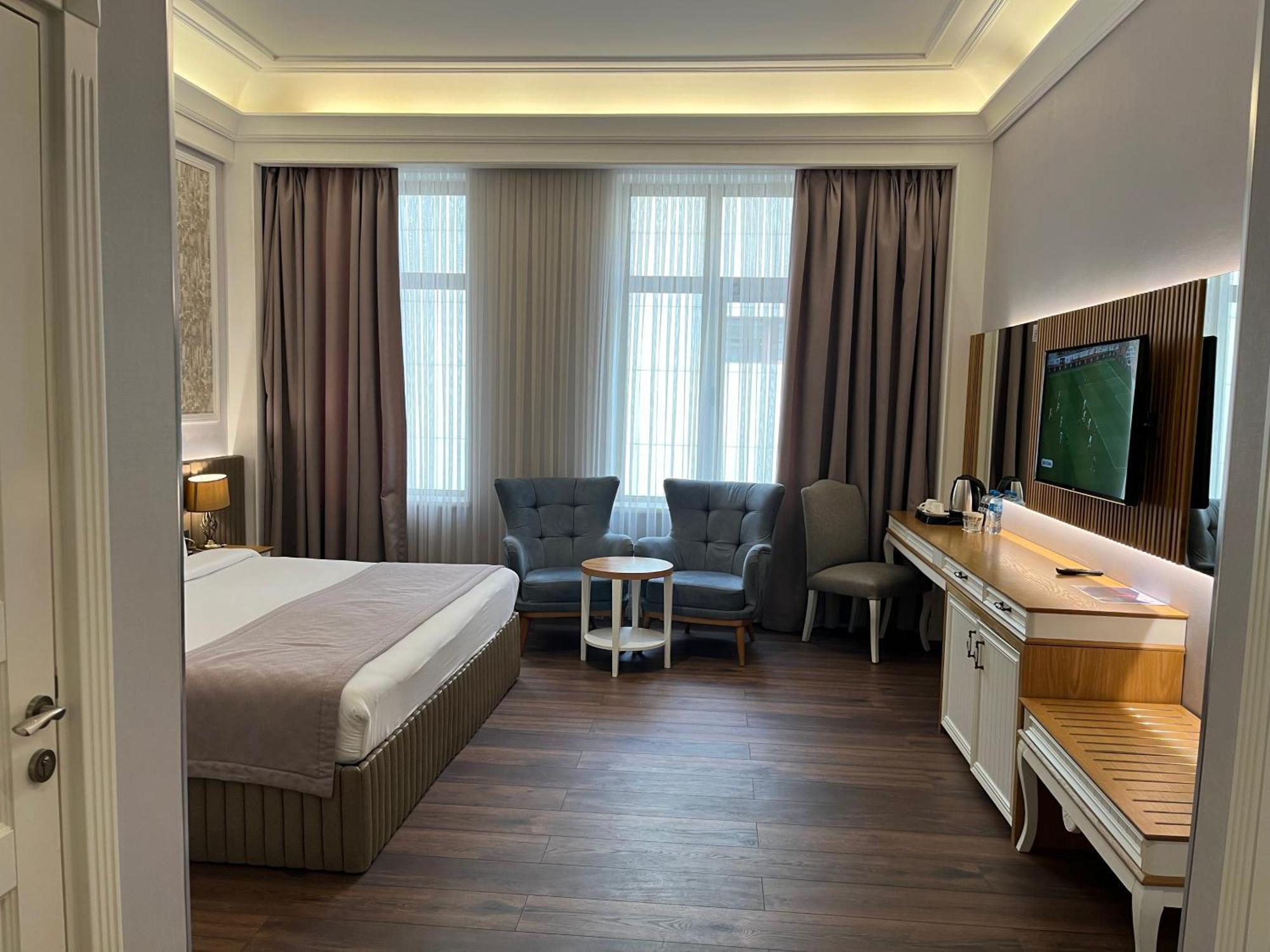 Theatrum Hotel Baku Exteriör bild
